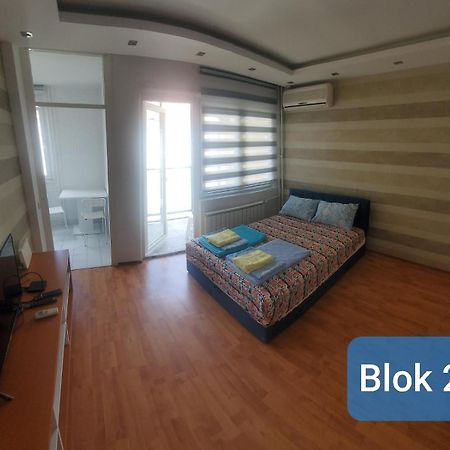 Apartman Blok Appartement Belgrado Buitenkant foto