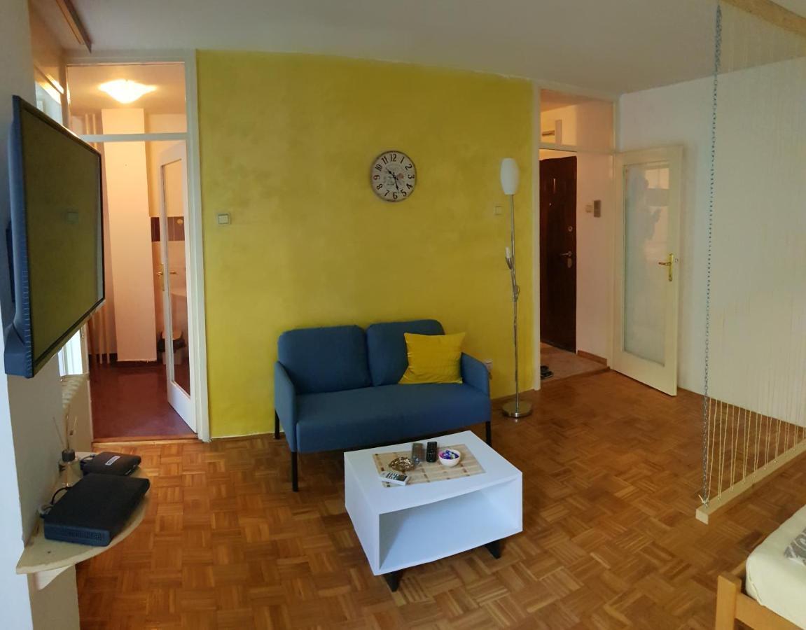 Apartman Blok Appartement Belgrado Buitenkant foto