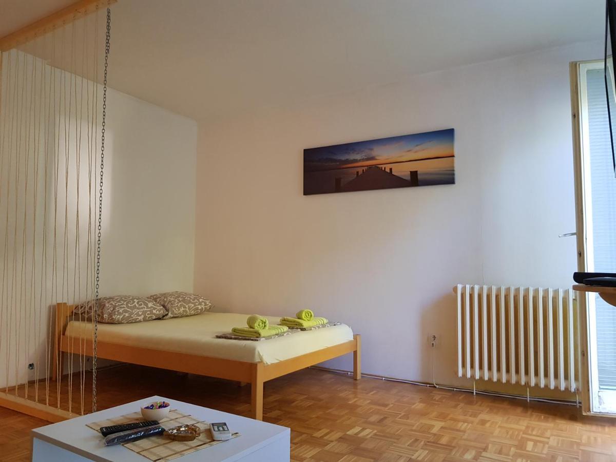 Apartman Blok Appartement Belgrado Buitenkant foto
